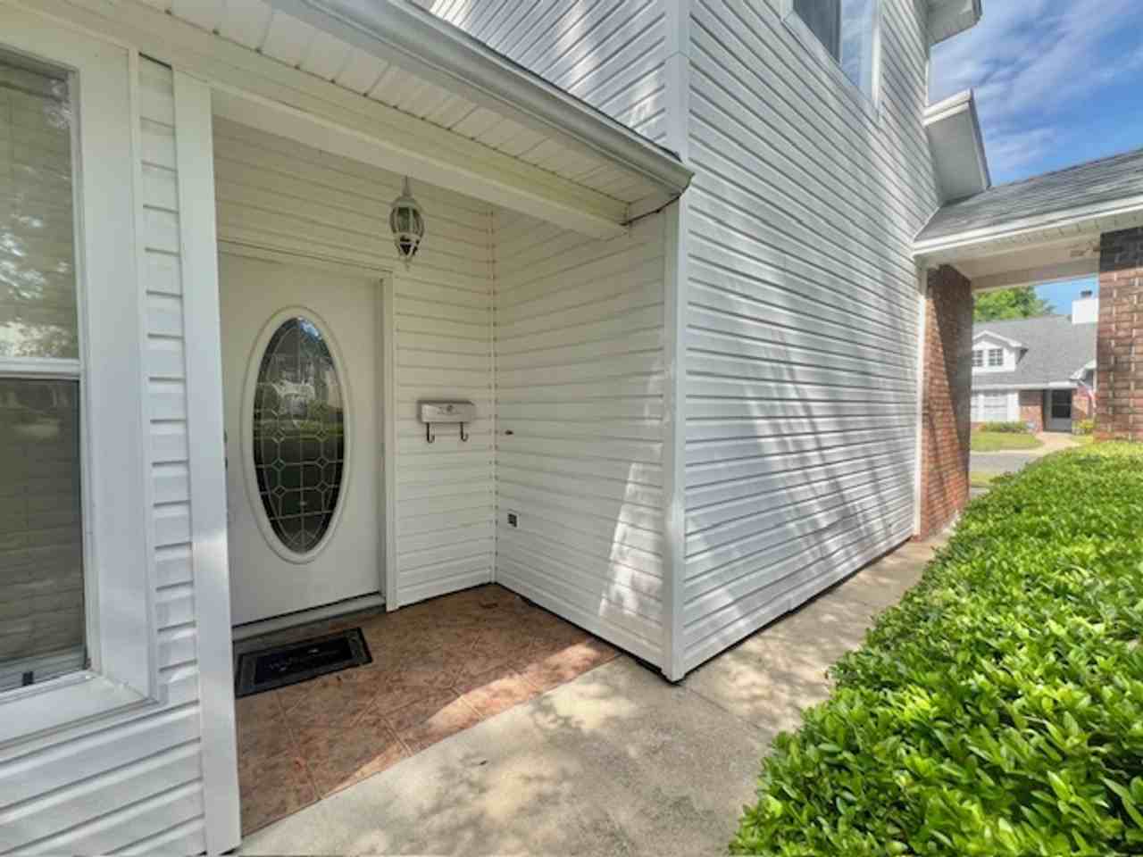 123 Parkwood Dr - Photo 2 of 18