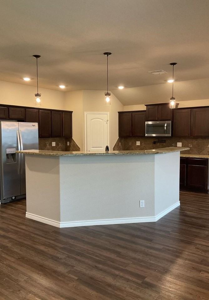 4509 Colonel Dr - Photo 5 of 31