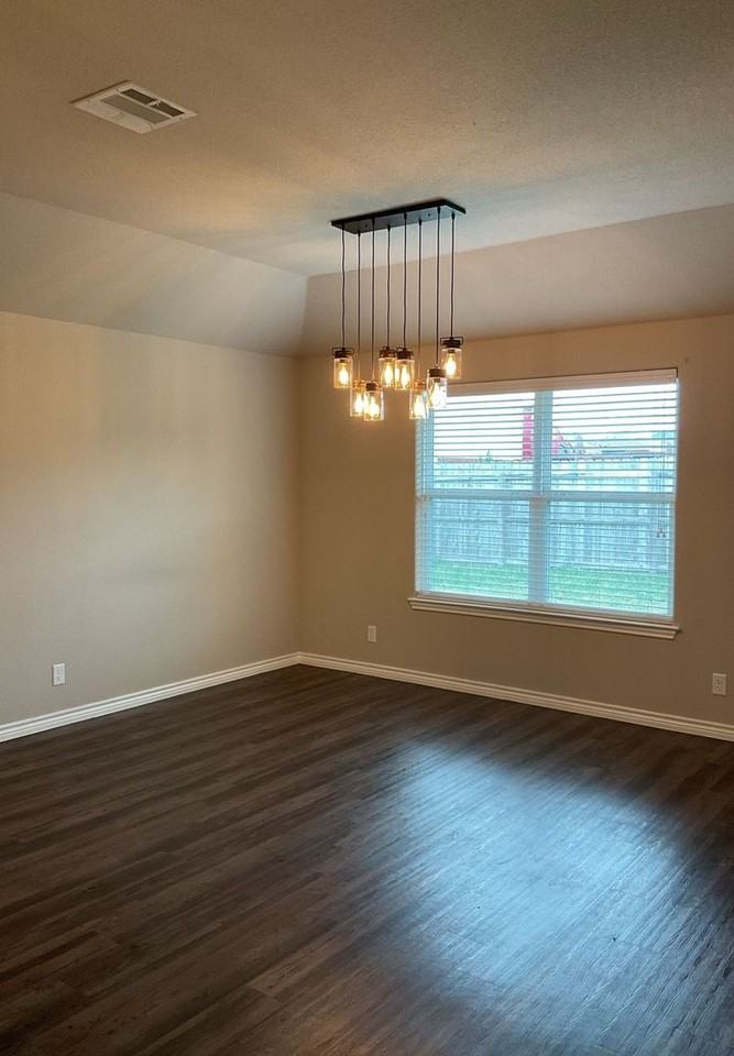 4509 Colonel Dr - Photo 6 of 31