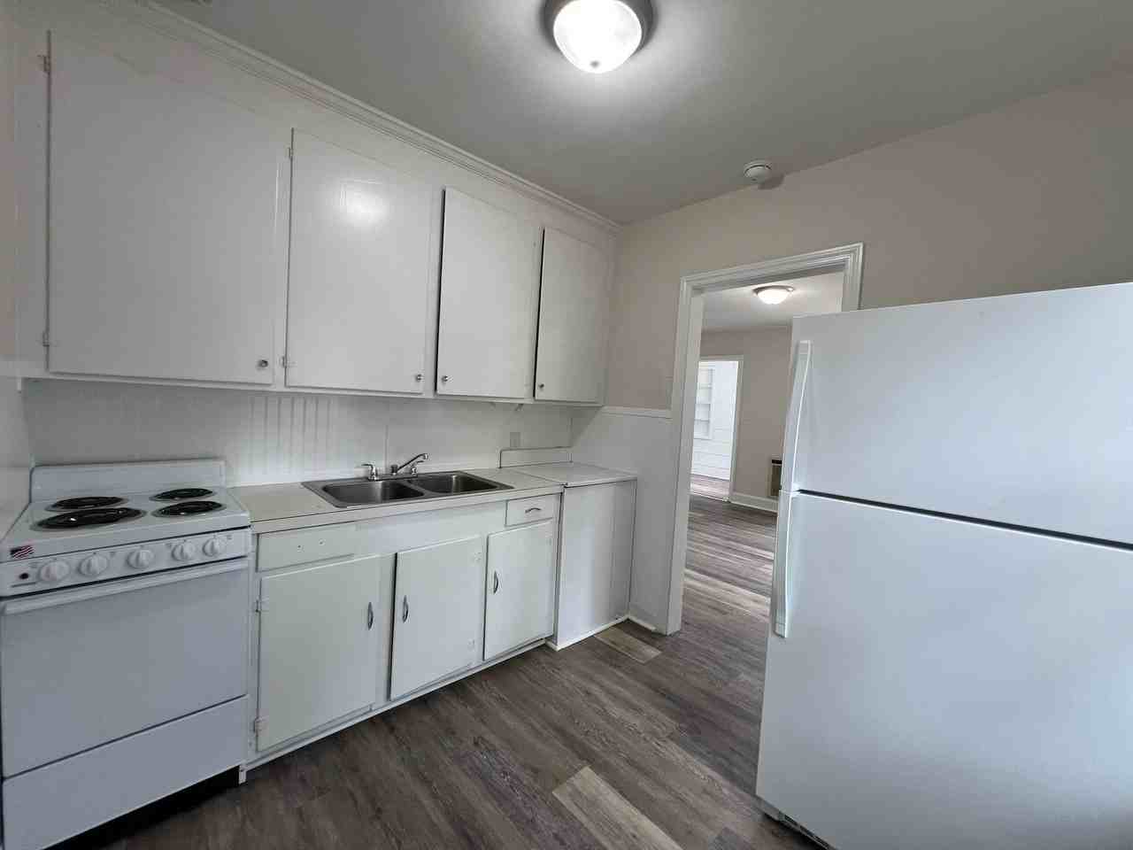 508 29th Ave. N. - Photo 7 of 10