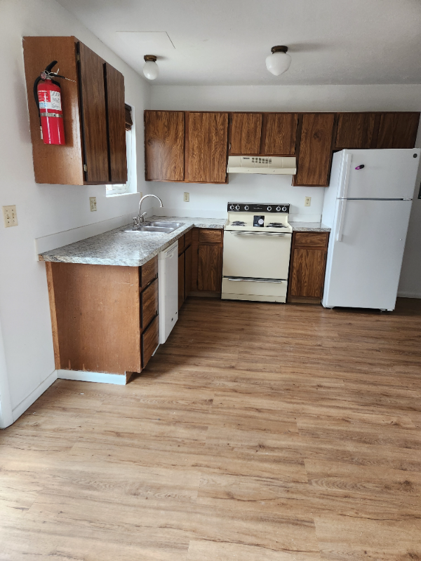 1035 12th Ave #1 - Photo 2 of 12