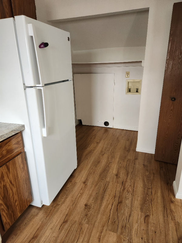 1035 12th Ave #1 - Photo 3 of 12
