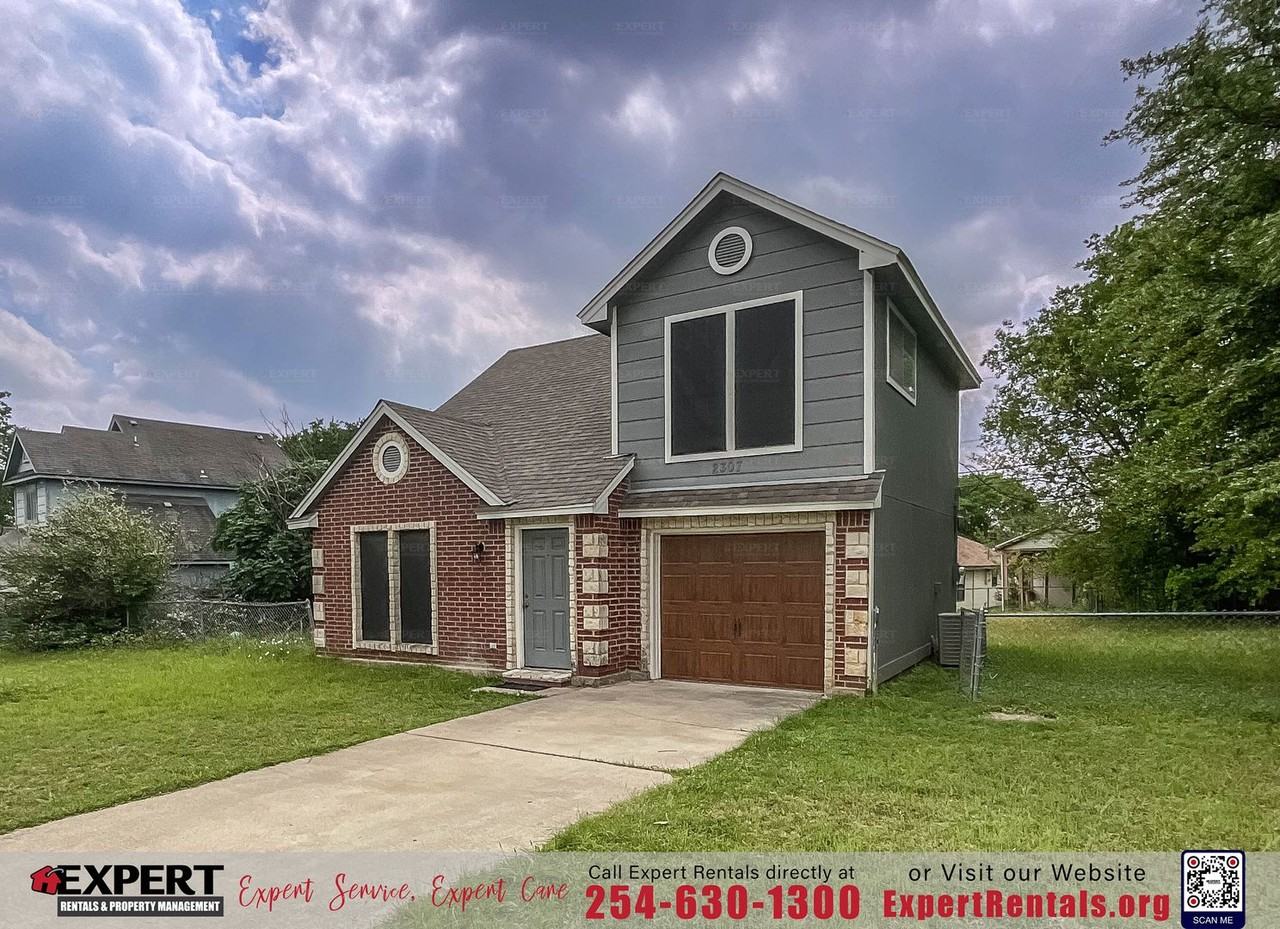 2307 Lazy Ridge Dr - Photo 2 of 18