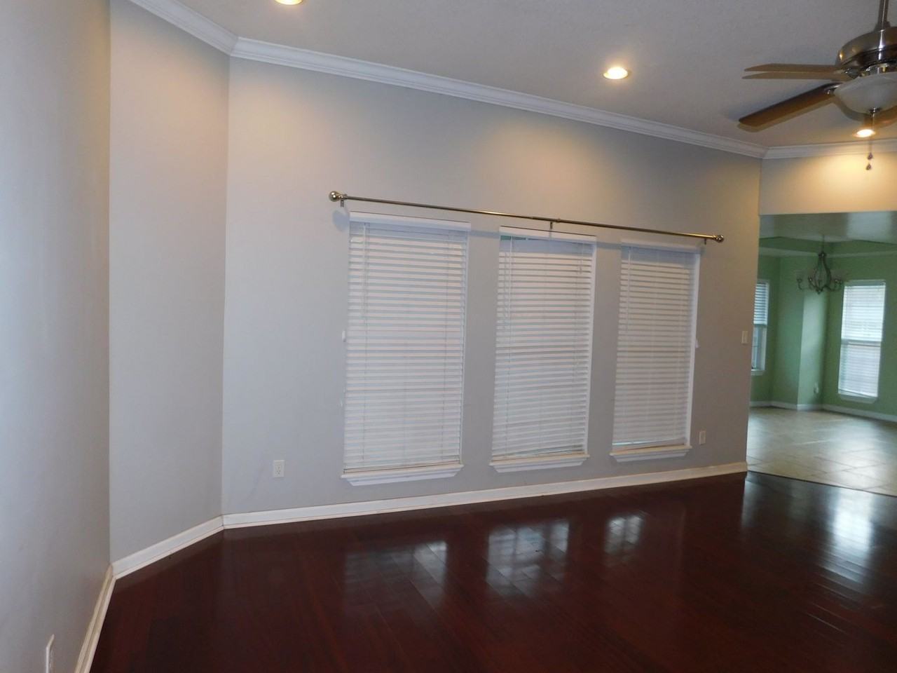 3498 Butler Woods Dr - Photo 5 of 28