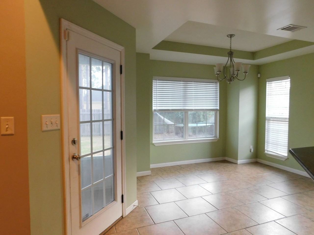 3498 Butler Woods Dr - Photo 7 of 28