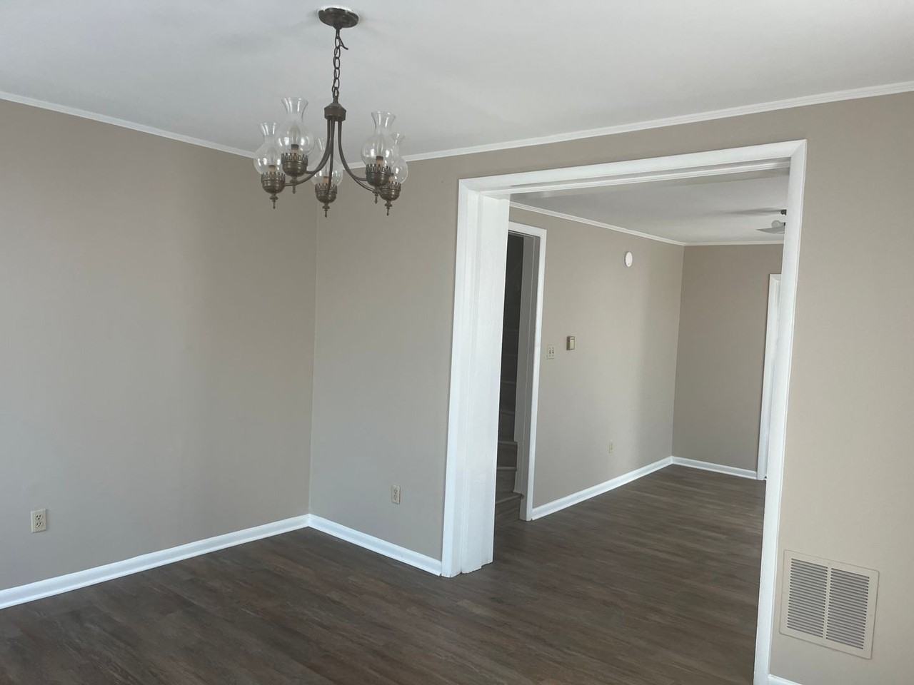 232-234 E. Franklin Street - Photo 2 of 17