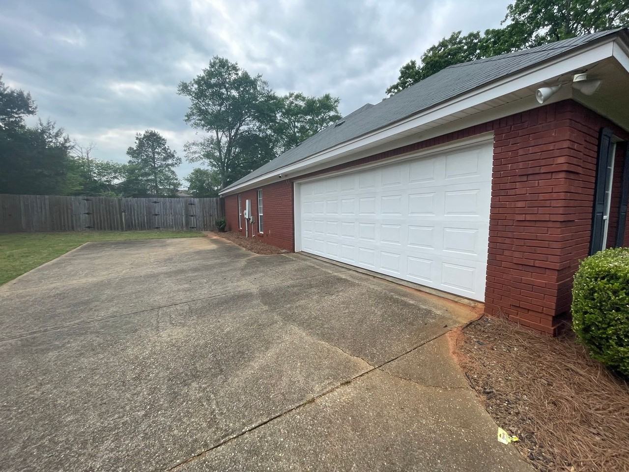 44 Mcrae Rd - Photo 2 of 22