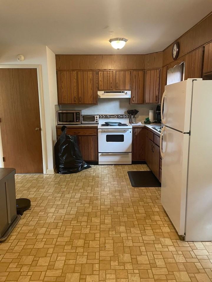 314 Plum St - Photo 5 of 12