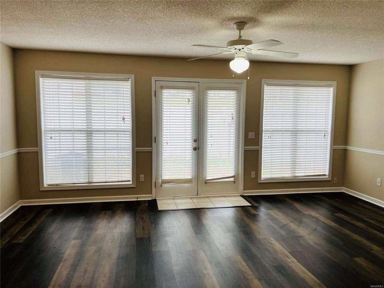 116 N Springview Dr - Photo 5 of 12