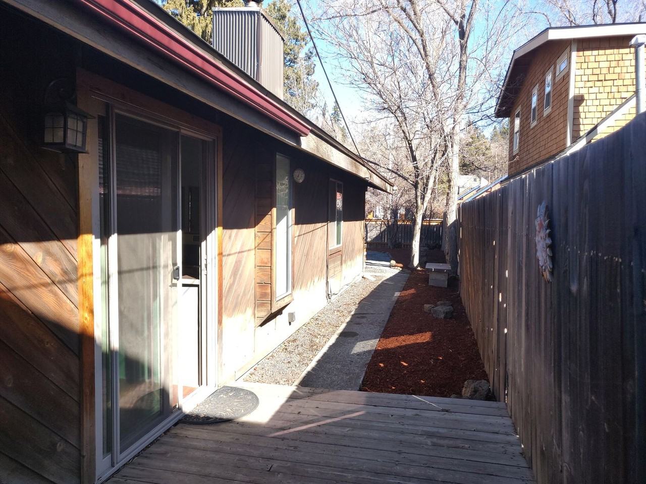 715 Nw Ogden Ave - Photo 7 of 35