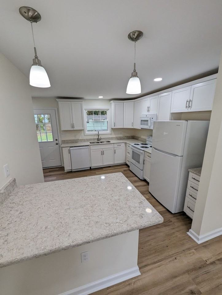 118 Nelson Dr - Photo 4 of 13