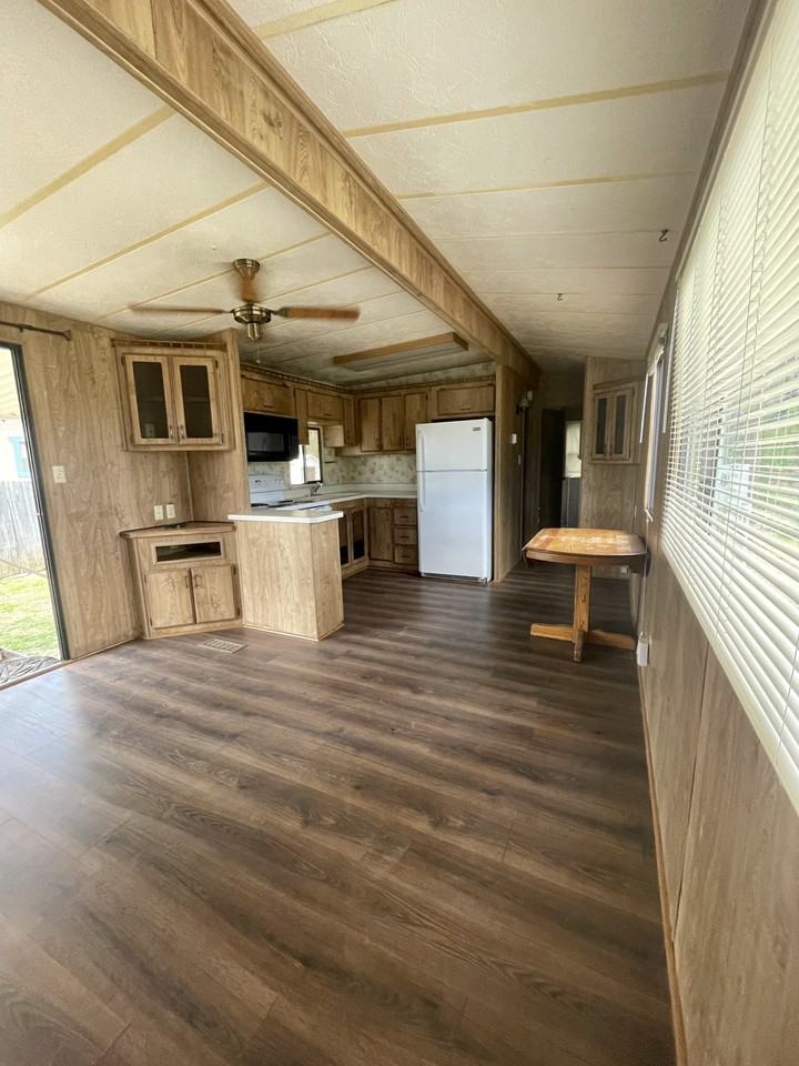 1120 Justice Drive #2 - Photo 2 of 5