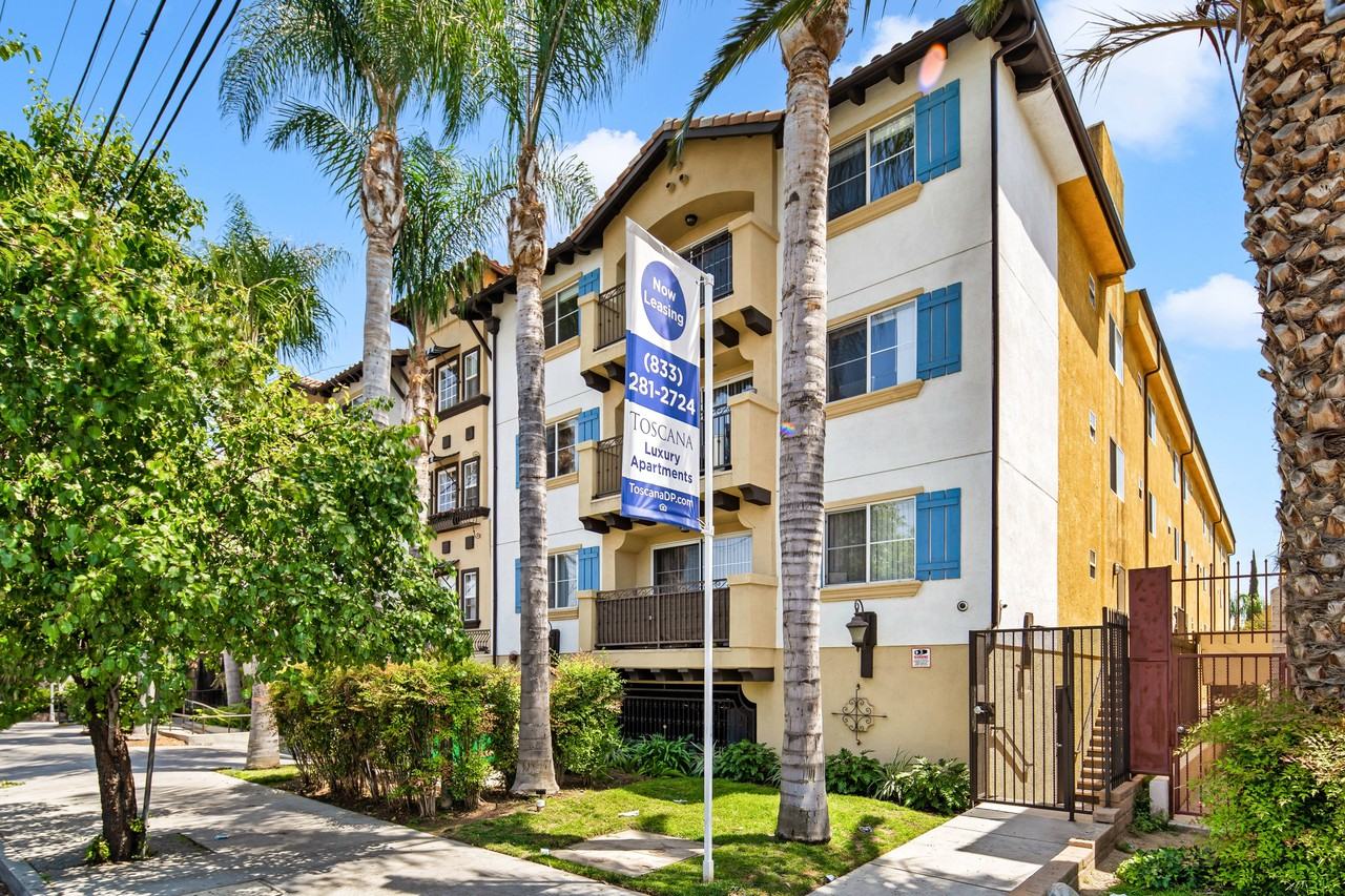 Toscana Apartments - Photo 2 of 32