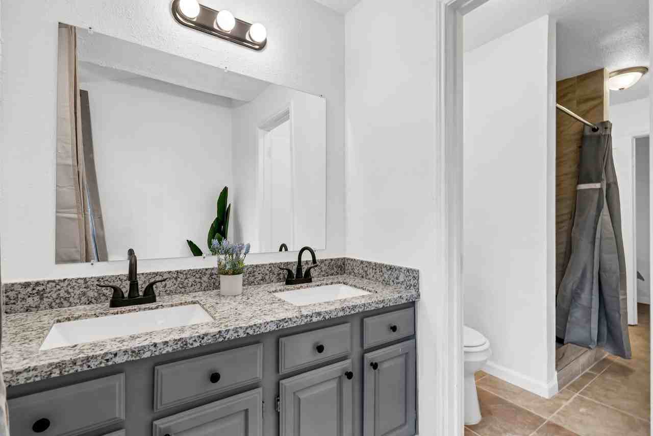 Pastoria Dr - Photo 4 of 8