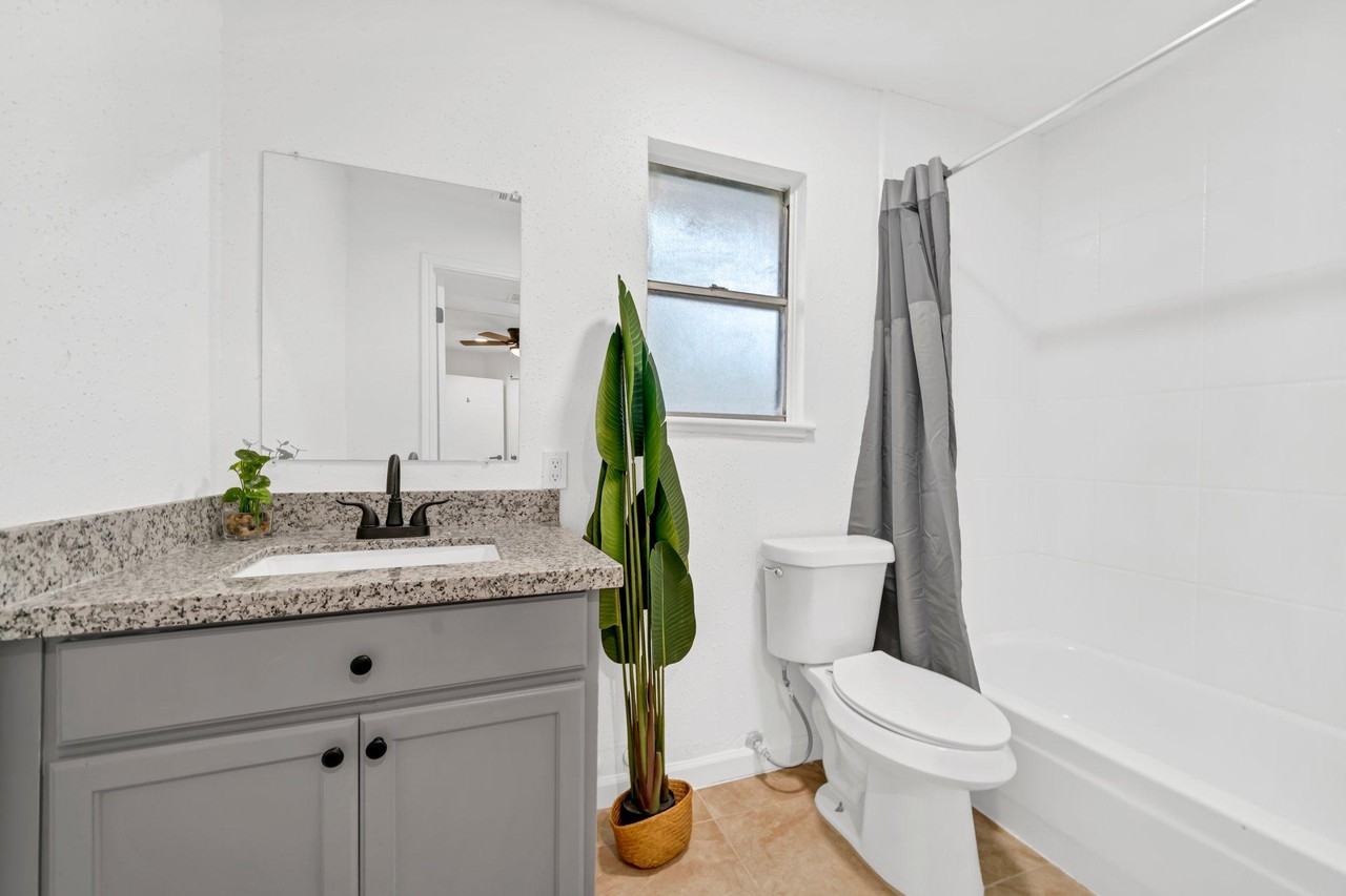 Pastoria Dr - Photo 5 of 8