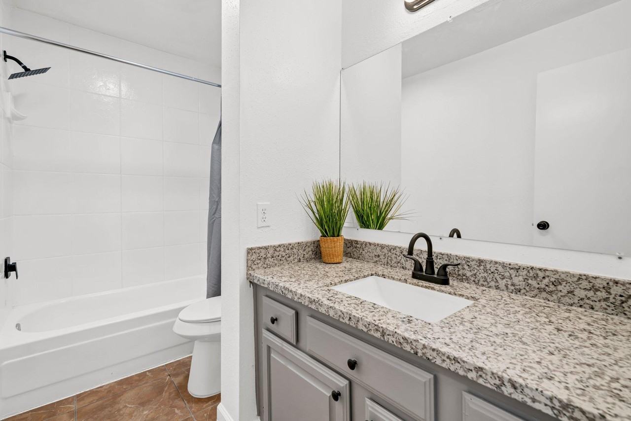 Pastoria Dr - Photo 6 of 8