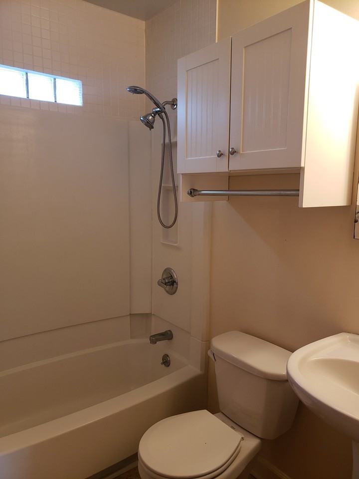 2318 Central Avenue - Photo 3 of 11