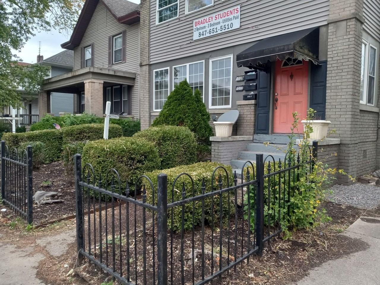 1509 Main St - Photo 3 of 30