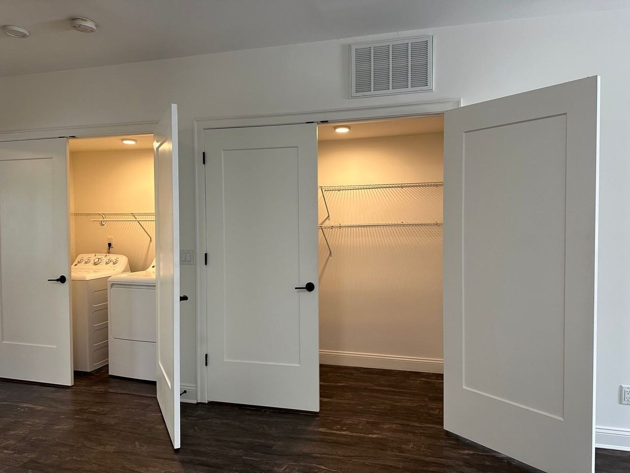 Greymore Flats - Photo 2 of 7