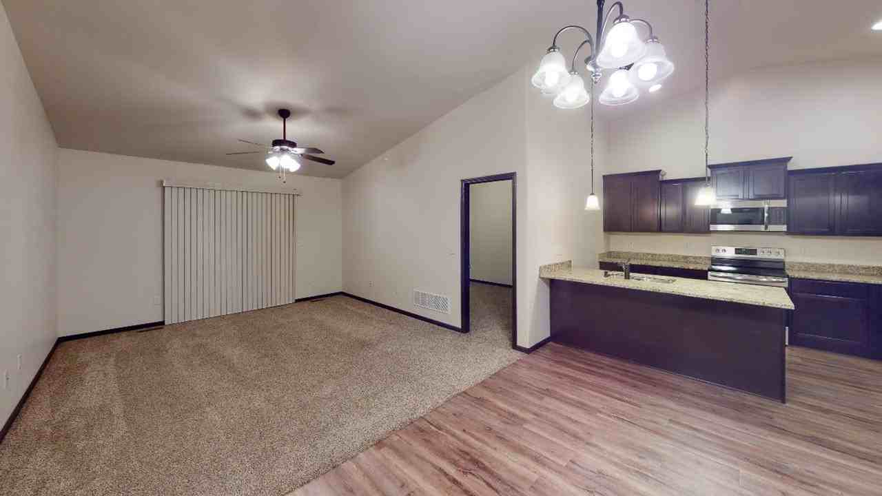 668 Denali Dr - Photo 4 of 13