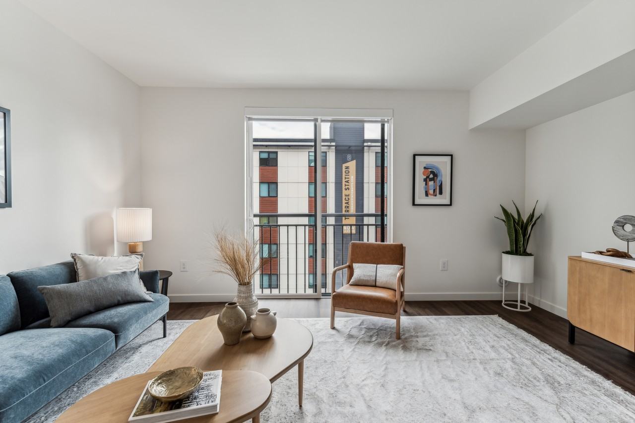 Traxx Apartments - Photo 4 of 26