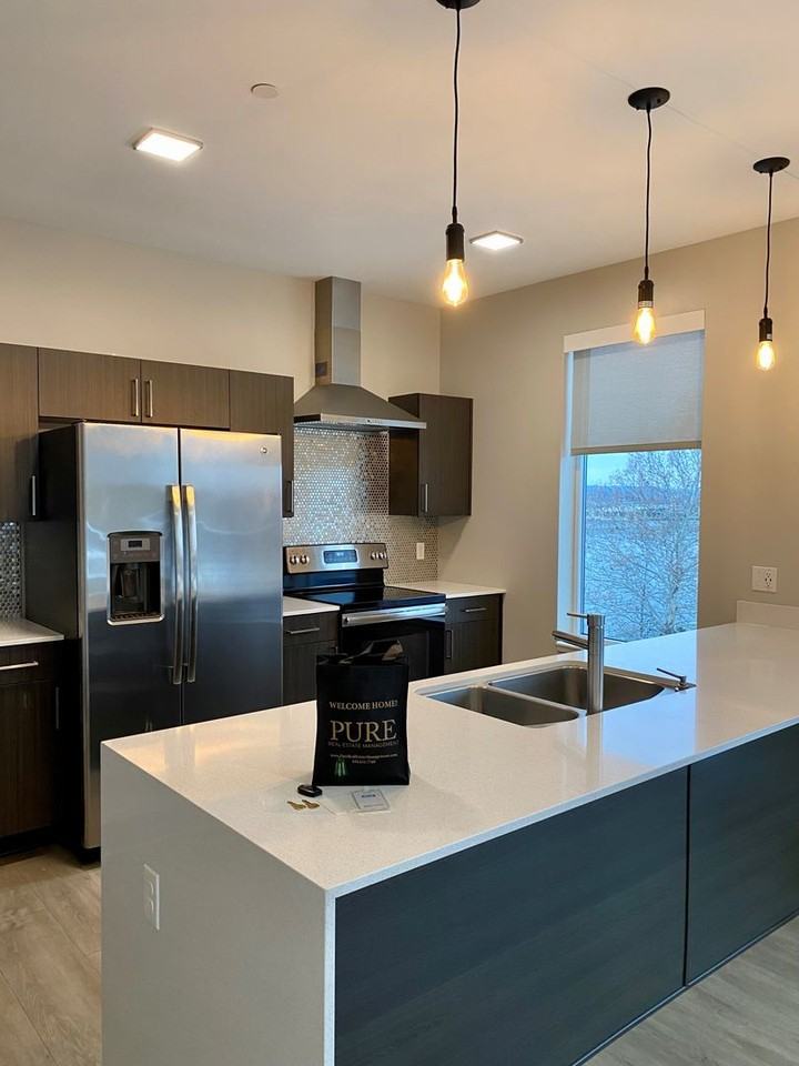 1001 Monroe NW - Photo 2 of 7