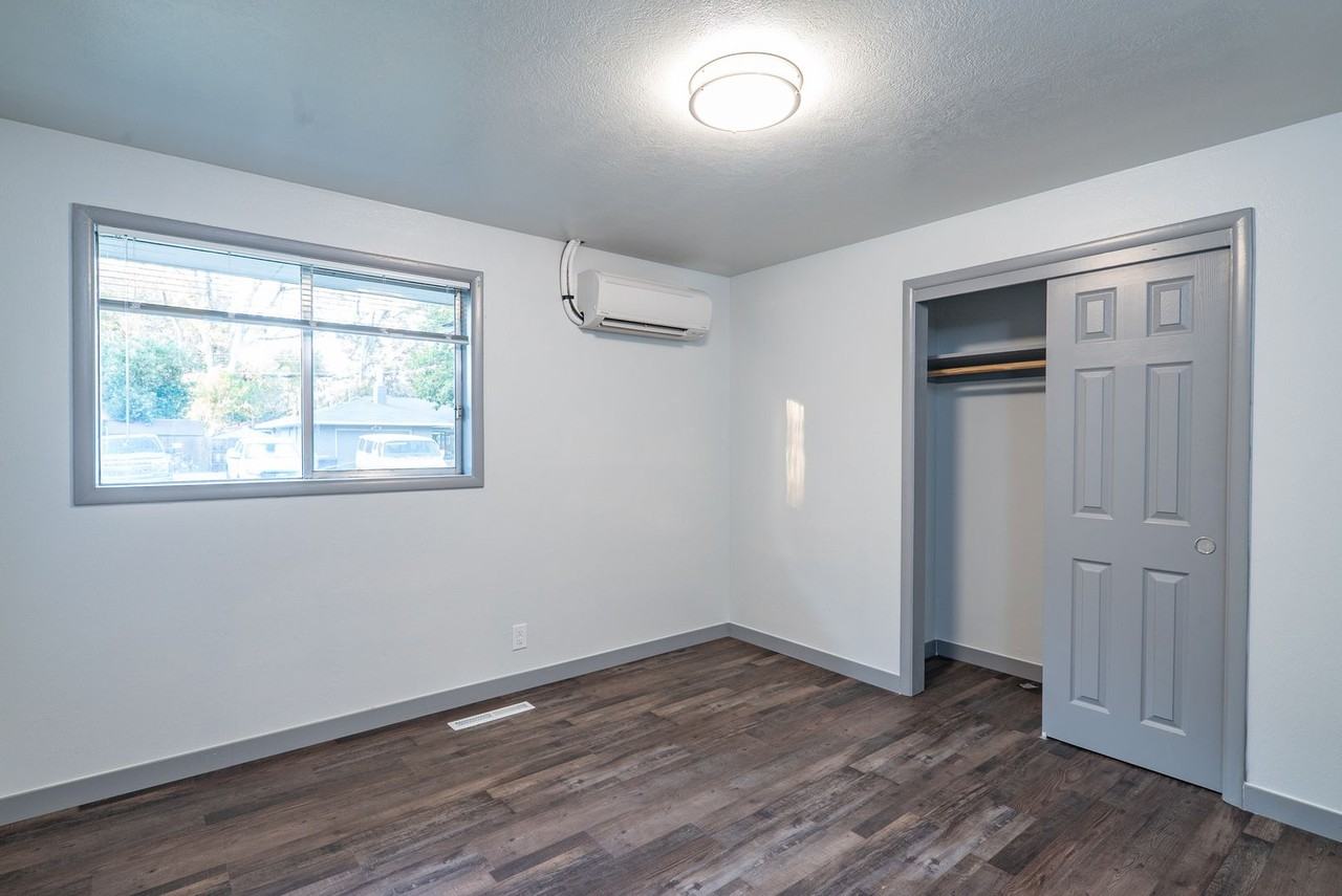 5807 W Grunder Dr - Photo 3 of 19