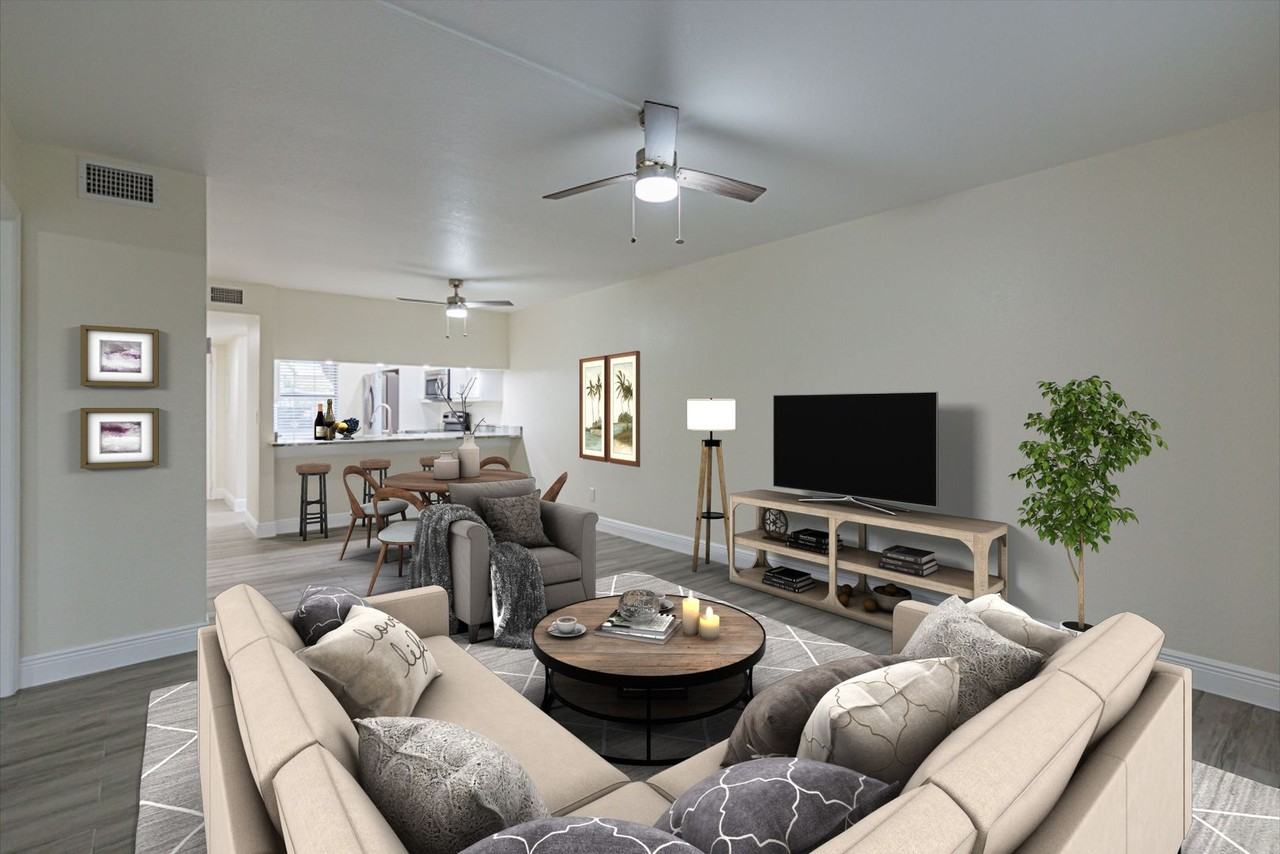 2562 Kings Lake Blvd - Photo 4 of 24