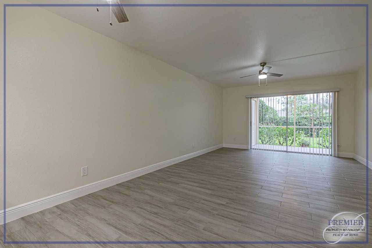 2562 Kings Lake Blvd - Photo 6 of 24