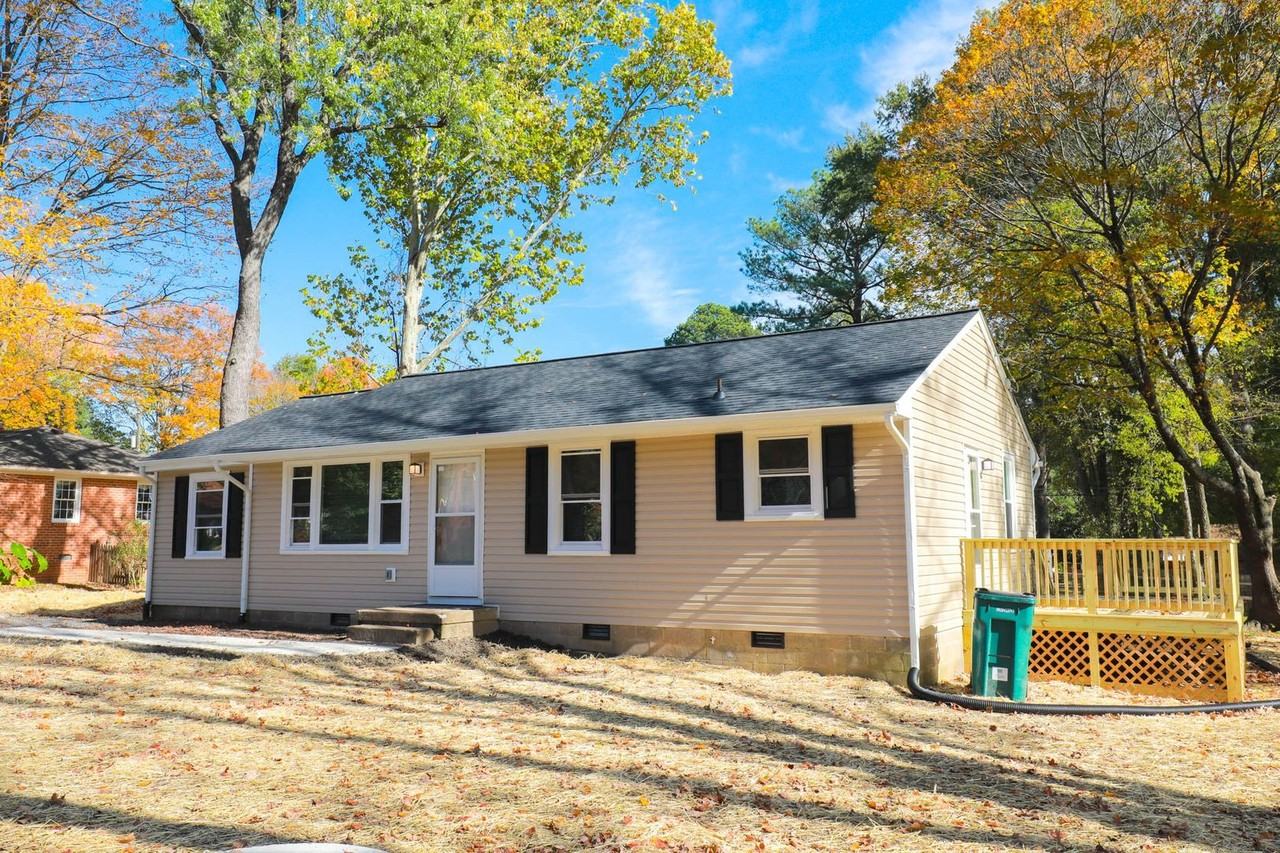 7509 Montrose Ave - Photo 3 of 18