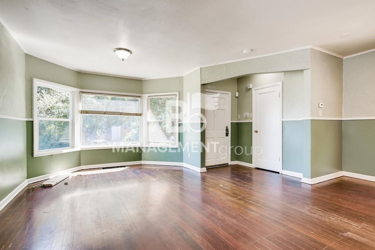 653 Sw Sherman St - Photo 5 of 28