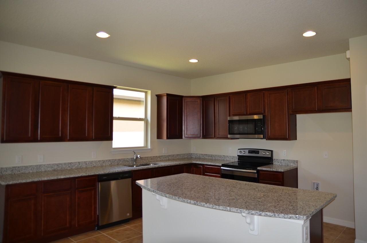 2756 Mead Ave - Photo 3 of 18