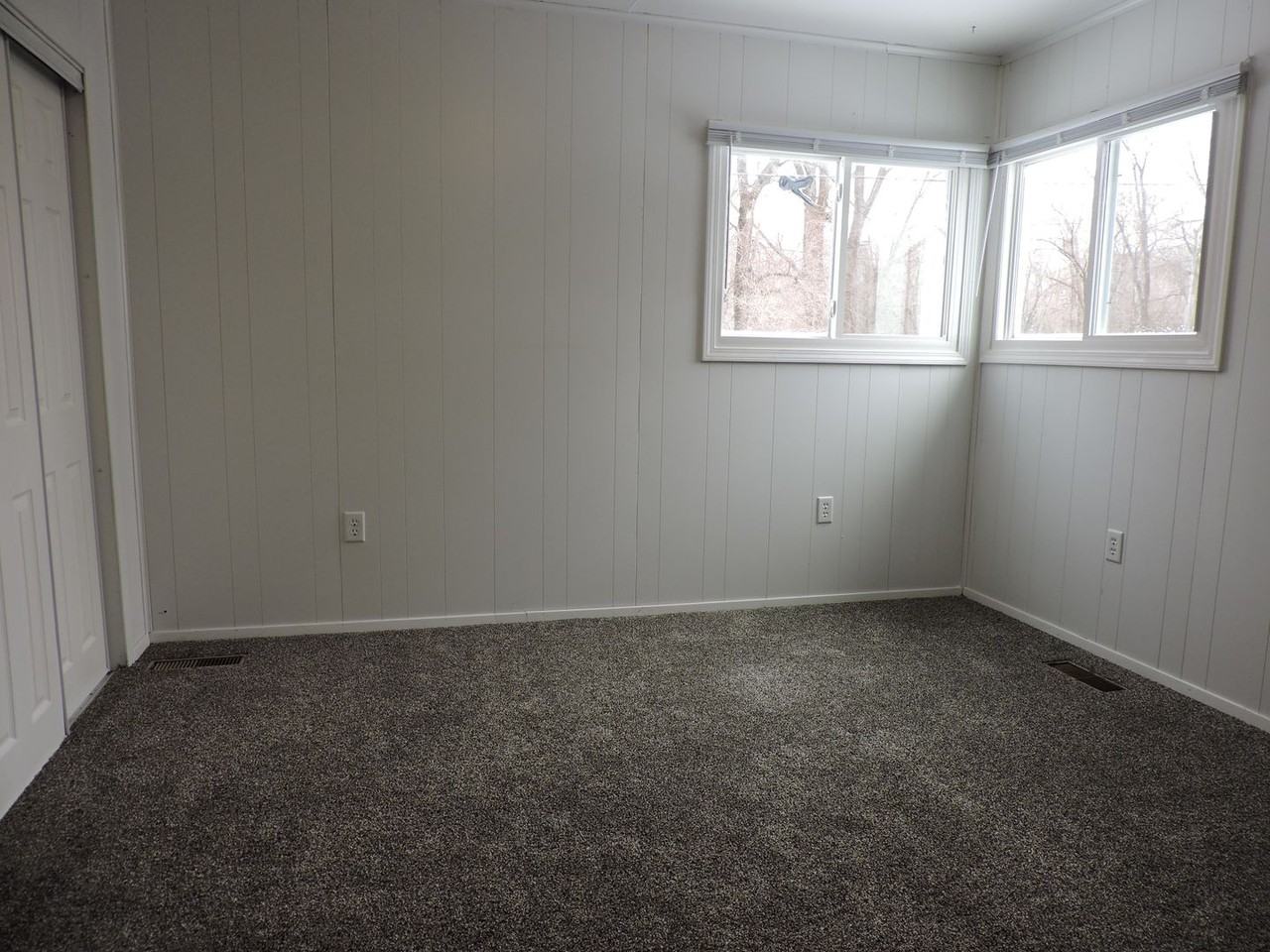 4030 Niles St - Photo 3 of 11