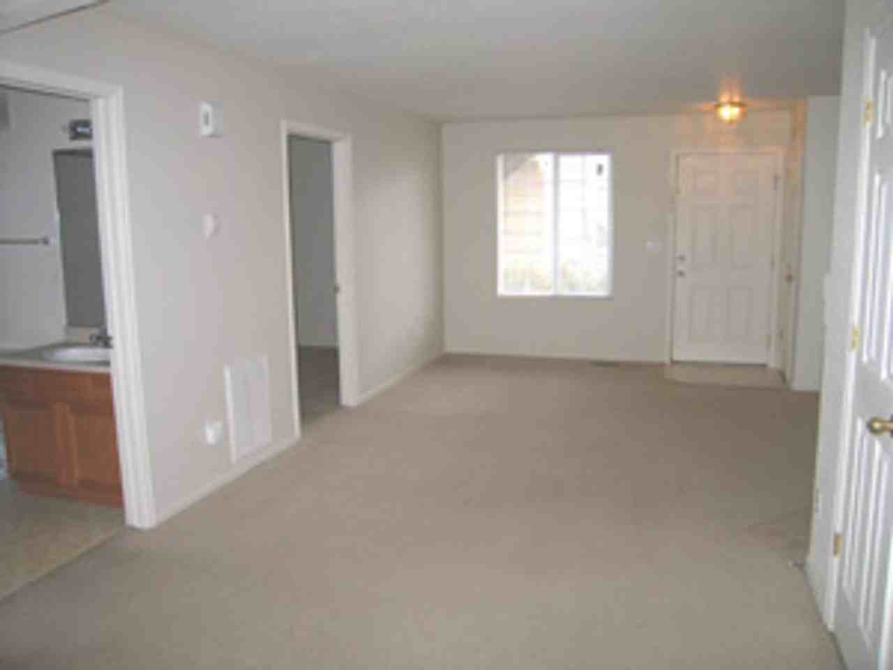 299 Ellers Grv - Photo 2 of 11