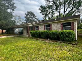 featured image of 6612 Whippoorwill Ln