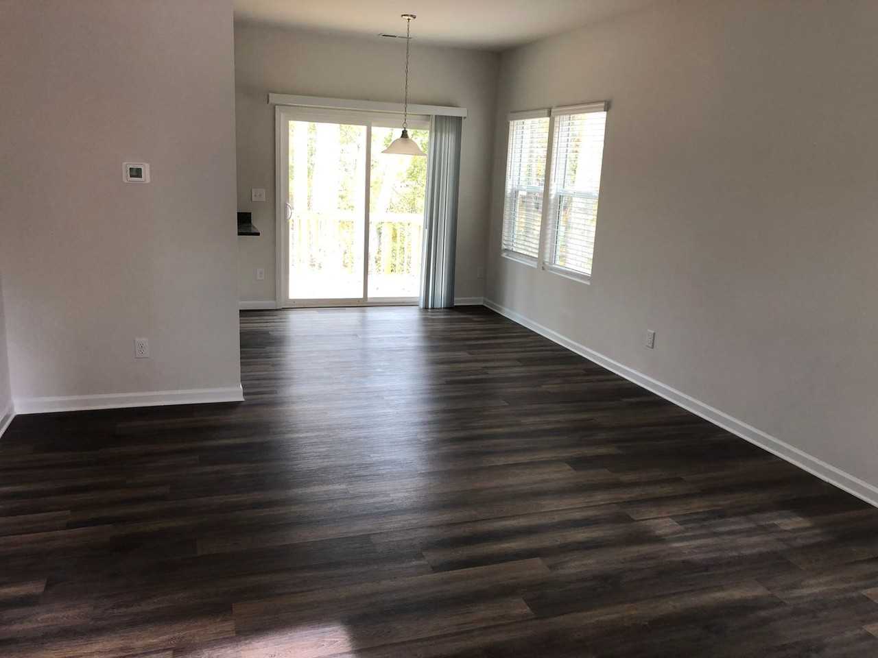 407 Farris Dr - Photo 2 of 13