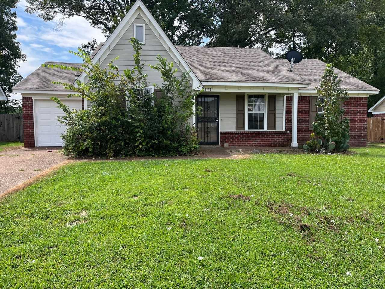 2537 S Avalon Dr, Horn Lake, MS 38637 3 Bedroom House for 1,499/month