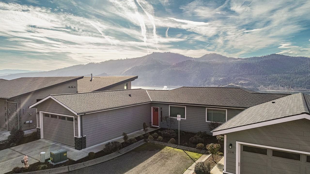 118 Ingram Pl - Photo 3 of 12
