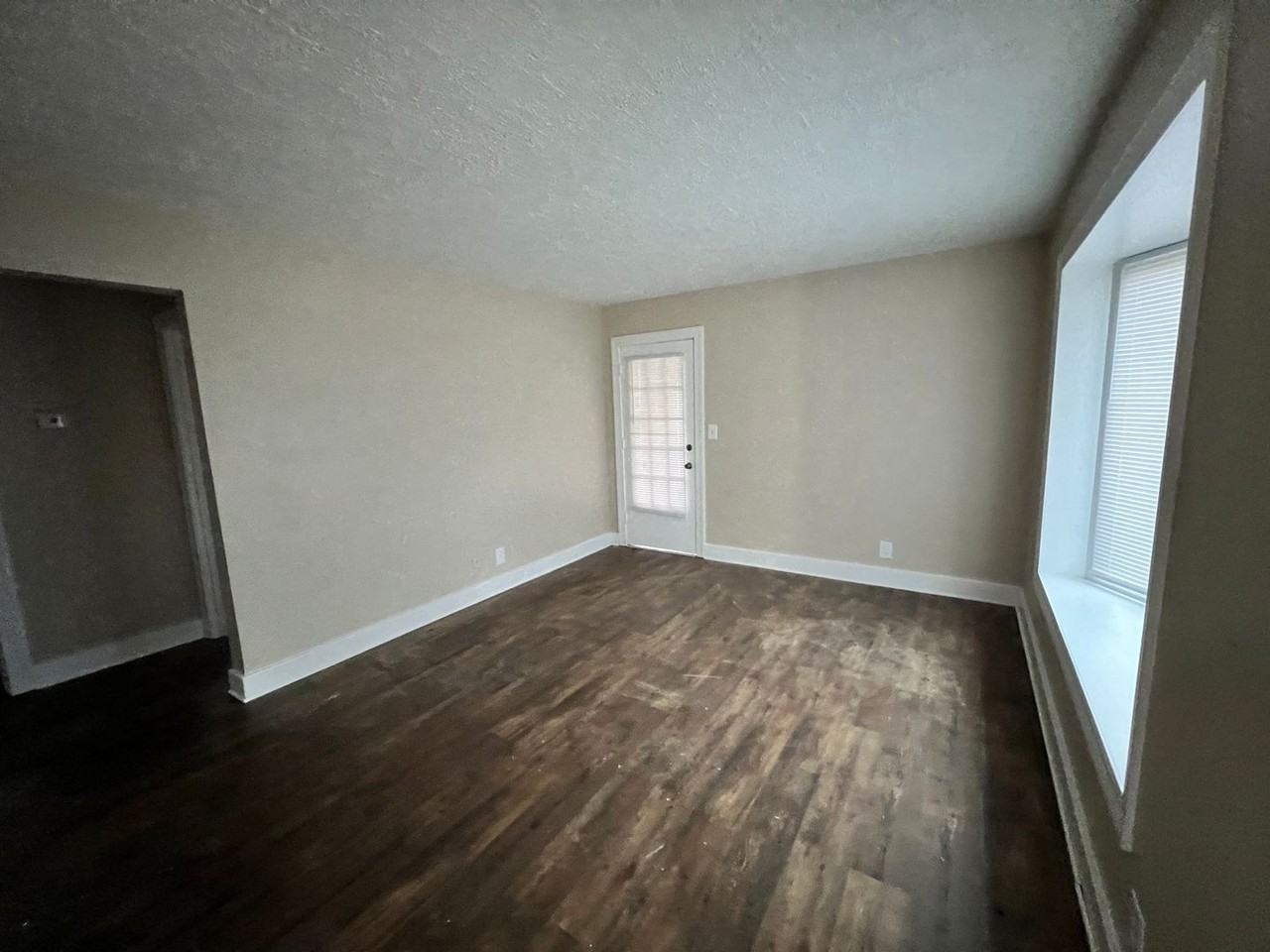 4004 Carol Rd - Photo 5 of 14
