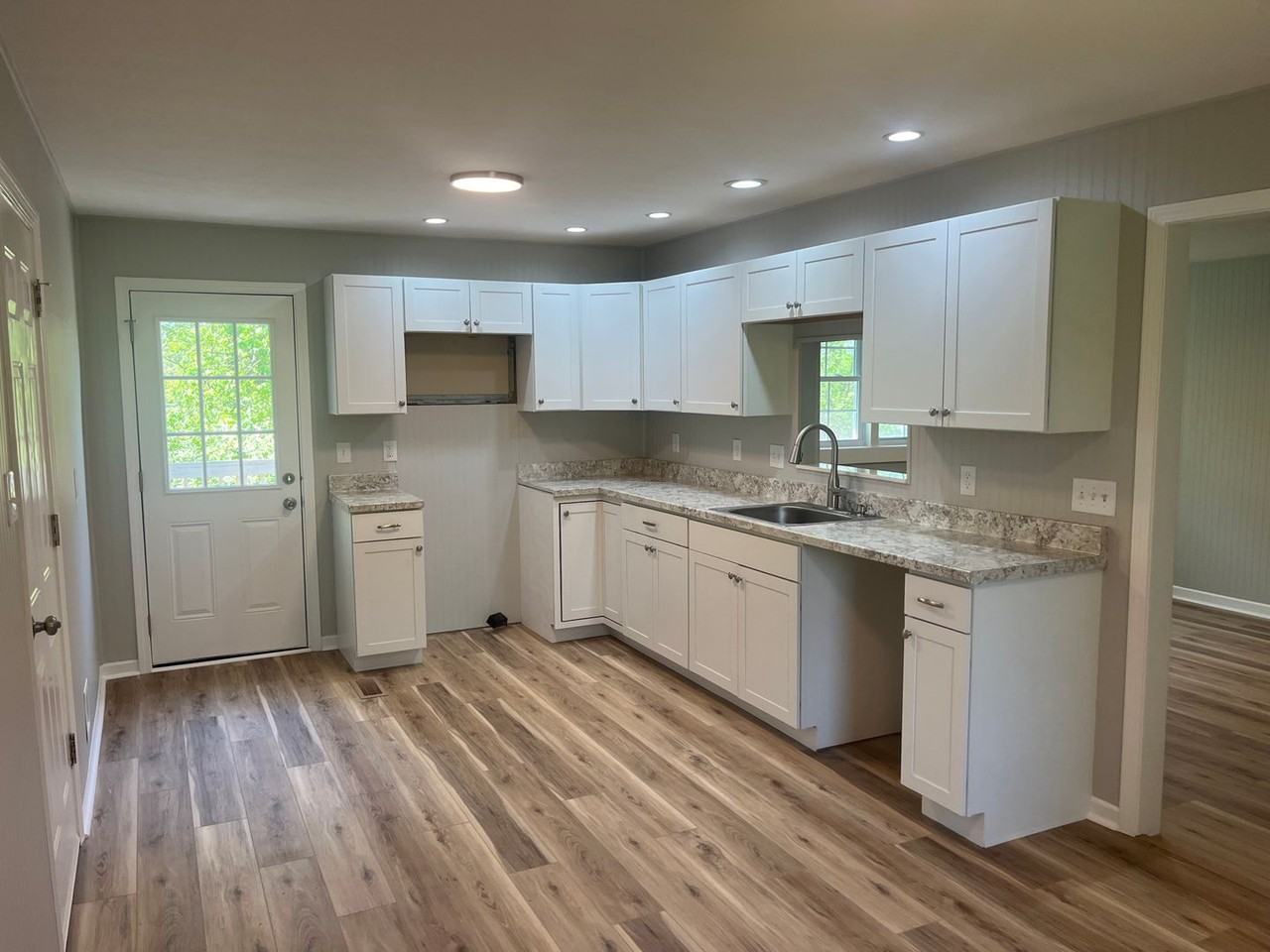 5213 Pleasant Ridge Rd - Photo 3 of 12
