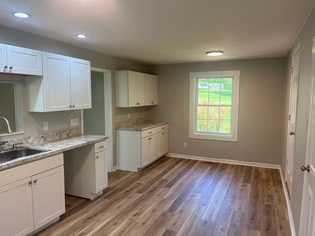 5213 Pleasant Ridge Rd - Photo 4 of 12