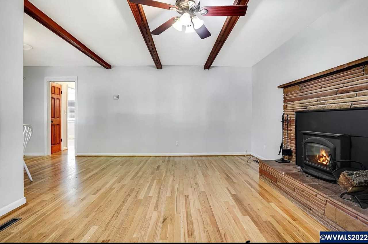 837 Nw 10th St - Photo 5 of 26