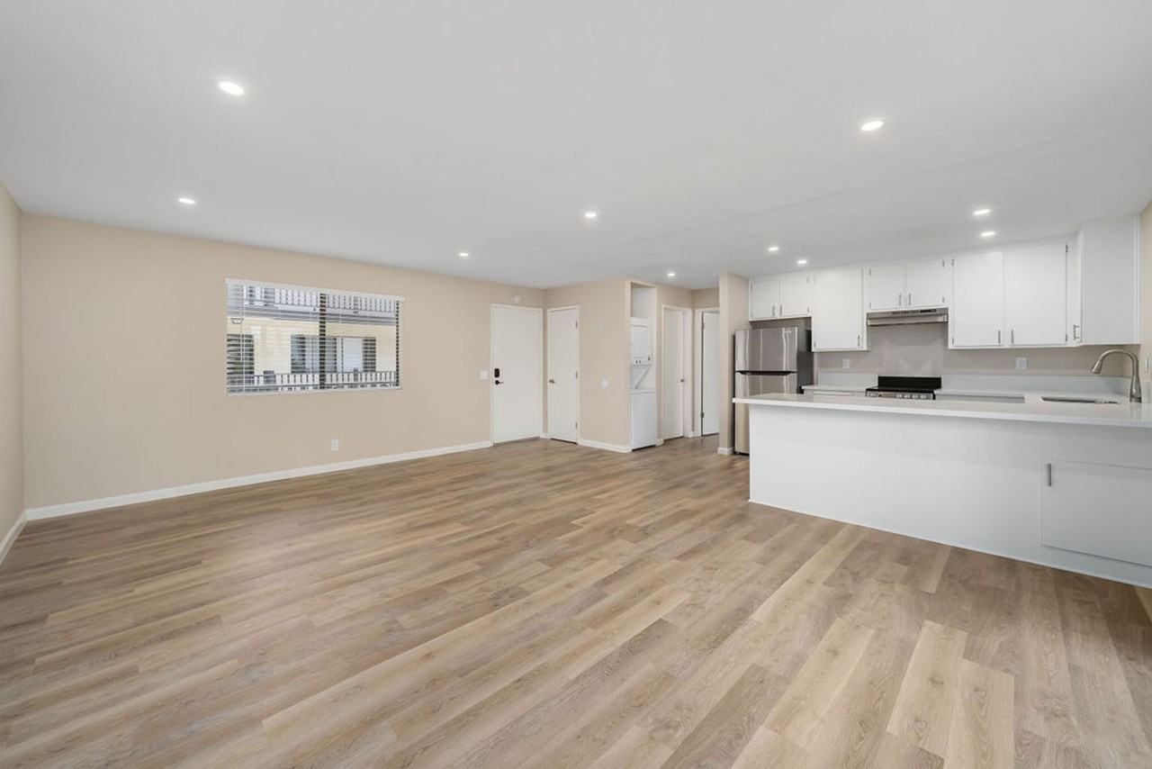 241 Ocean View - Photo 3 of 17