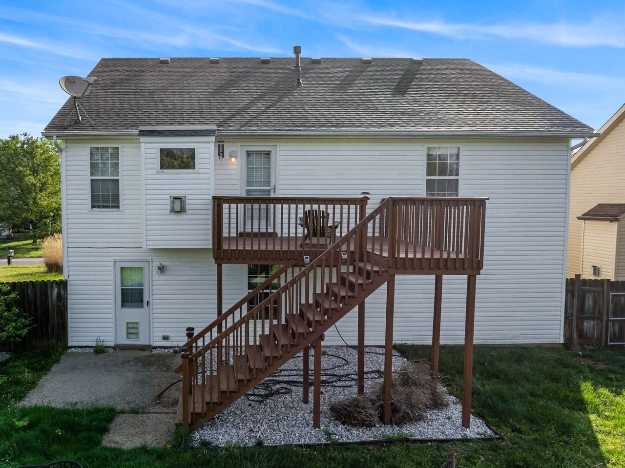 5912 Mercury Dr - Photo 4 of 29