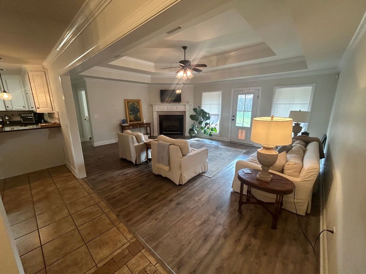 120 Belvedere Ln - Photo 4 of 15
