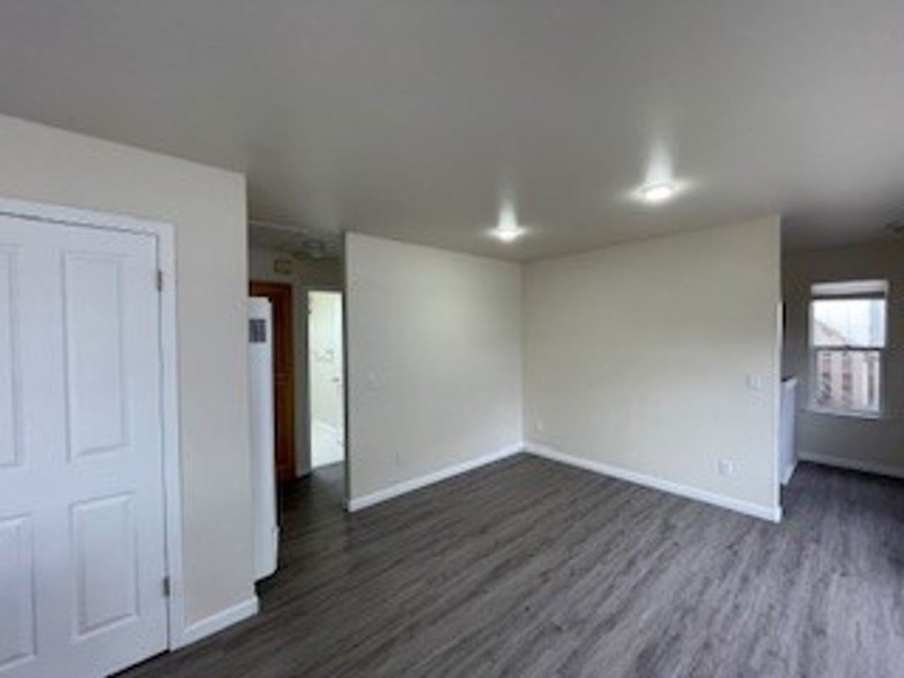 149 Cypress Ave - Photo 3 of 18