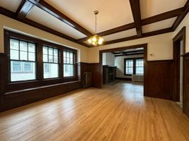 featured image of 2015 Laurel Ave