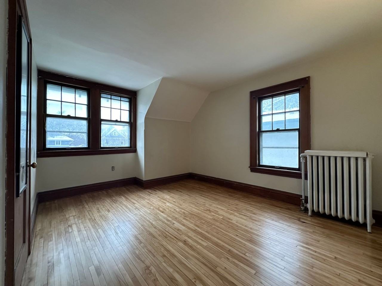 2015 Laurel Ave - Photo 6 of 6