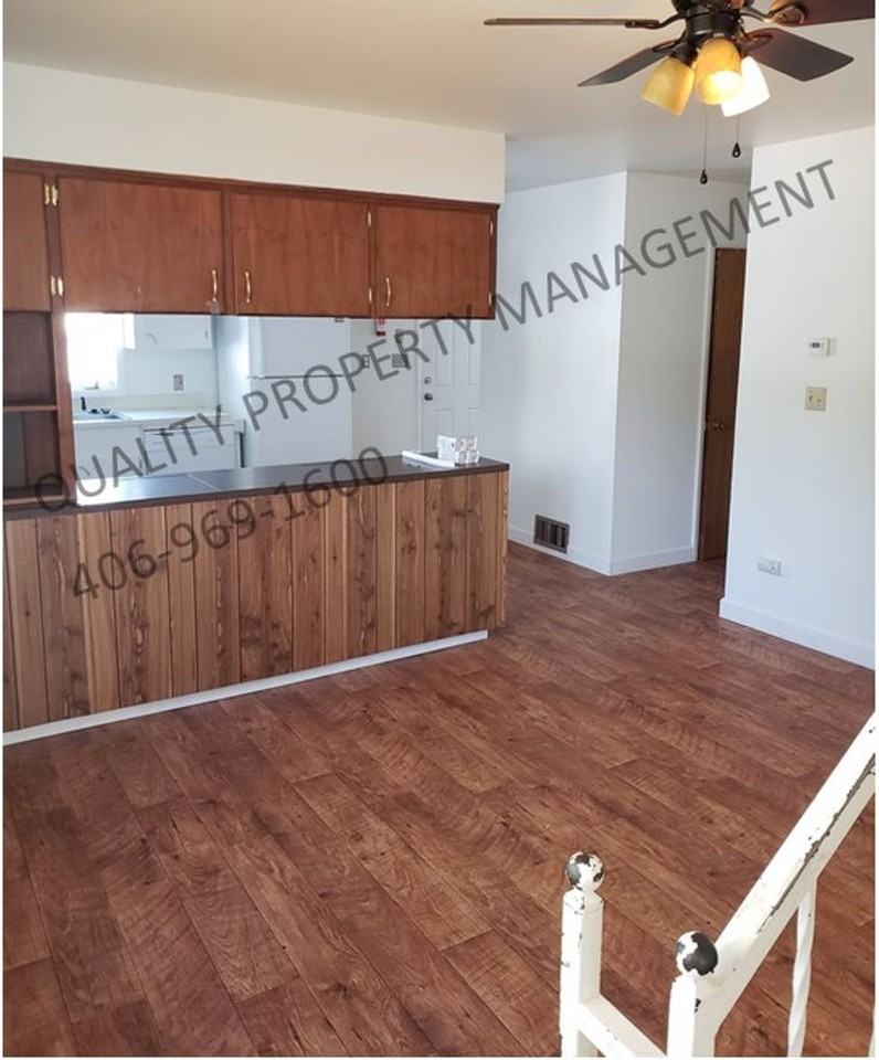 209 N 18TH ST - Photo 2 of 10