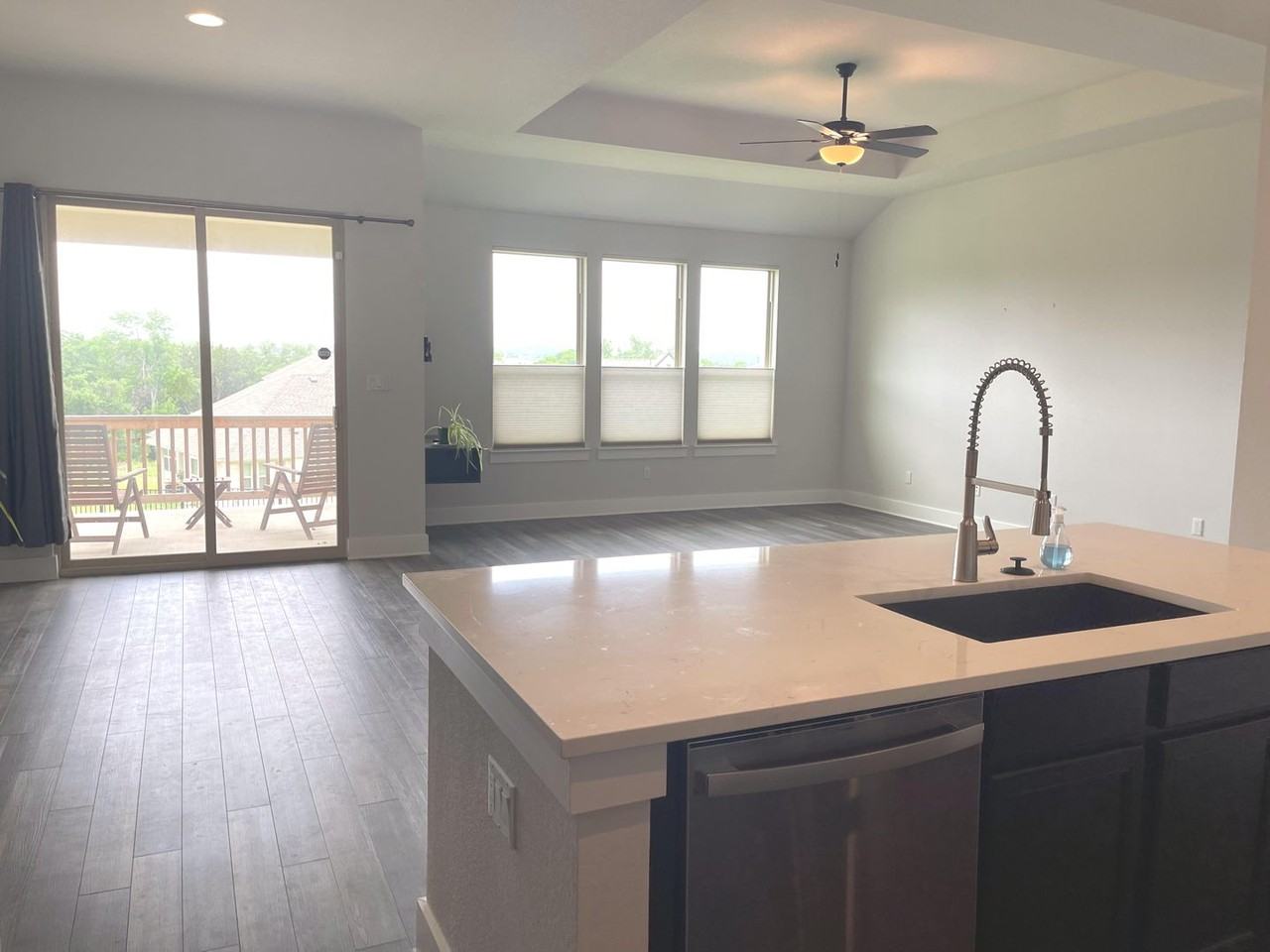 1901 Vinaros Ct - Photo 4 of 27